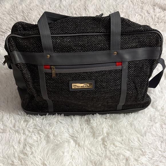 Oscar de la Renta Handbags - Vintage 00sOscar De La Renta Black and Gray Travel Bag